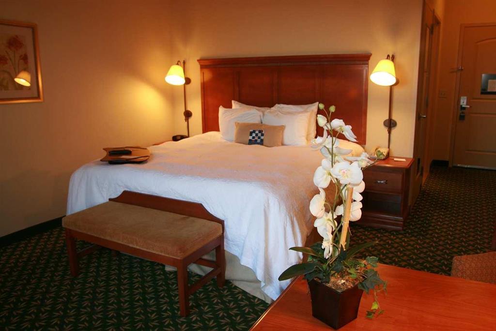 Newly Renovated Hampton Inn Omaha West Lakeside Cameră foto