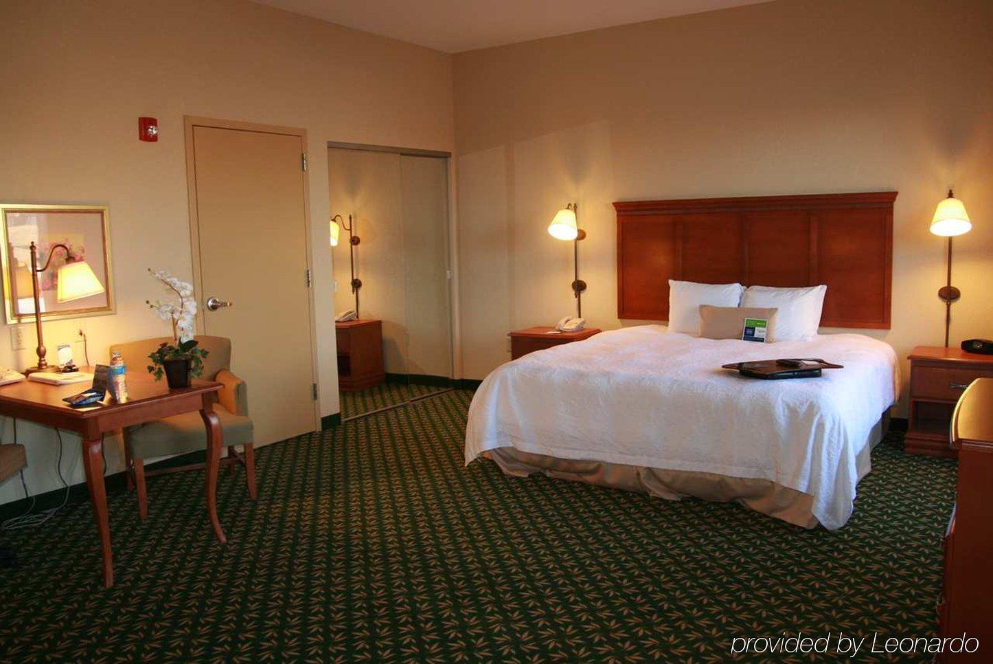 Newly Renovated Hampton Inn Omaha West Lakeside Cameră foto